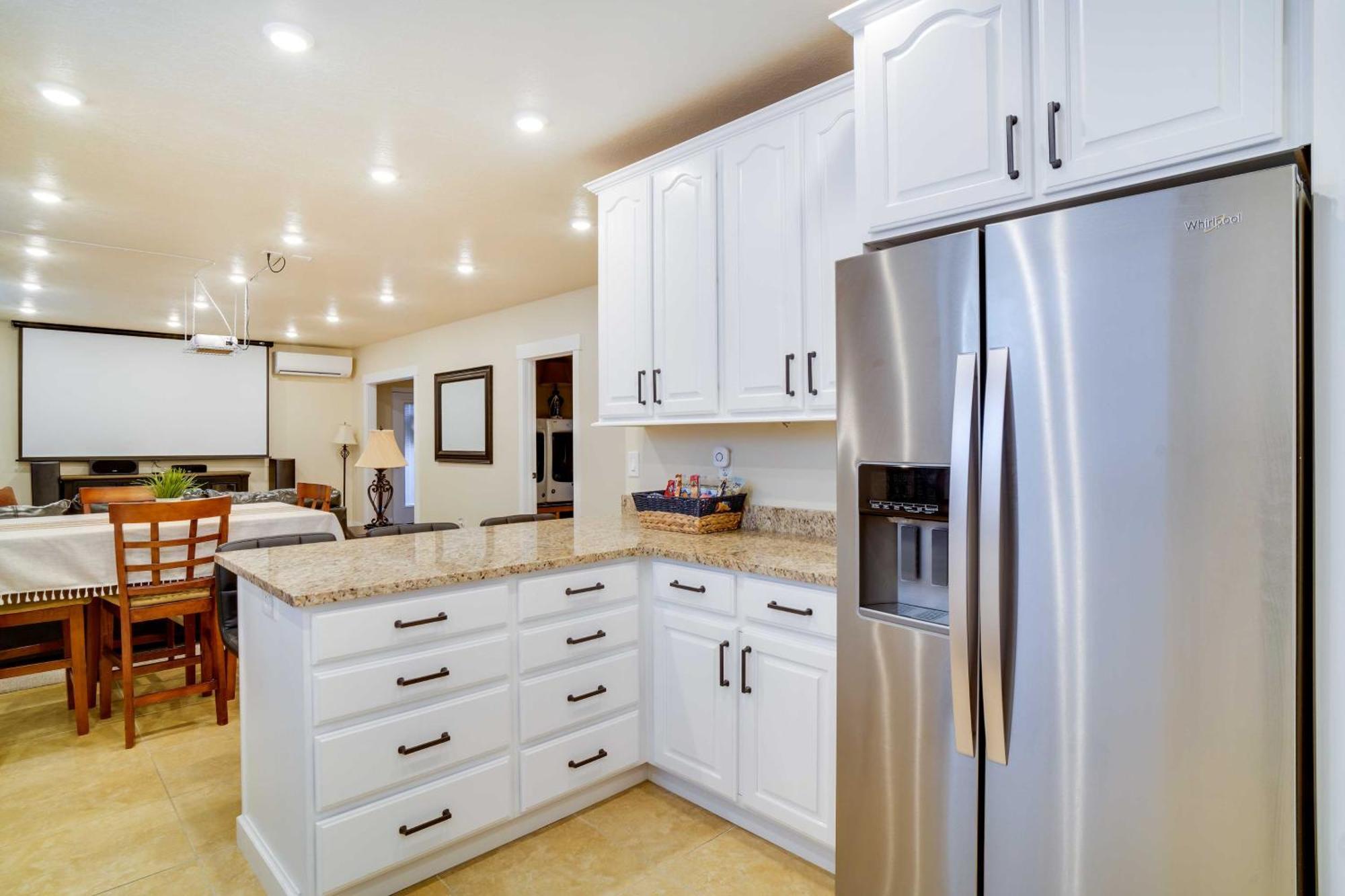 Contemporary Home With Grill Near Utah Lake! Saratoga Springs ภายนอก รูปภาพ