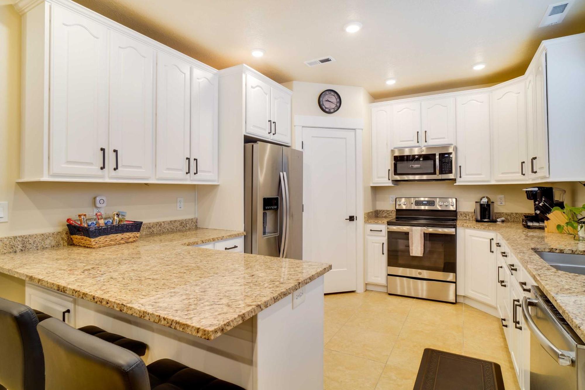 Contemporary Home With Grill Near Utah Lake! Saratoga Springs ภายนอก รูปภาพ