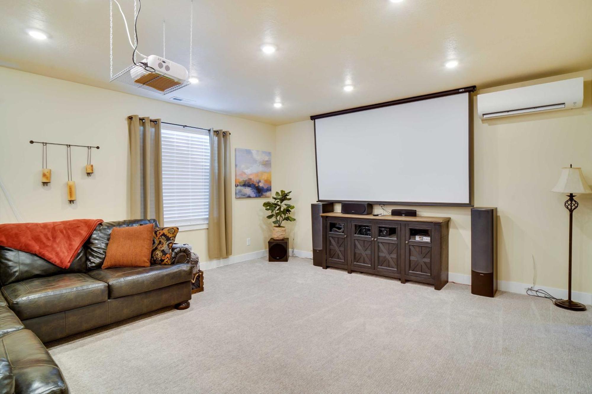 Contemporary Home With Grill Near Utah Lake! Saratoga Springs ภายนอก รูปภาพ