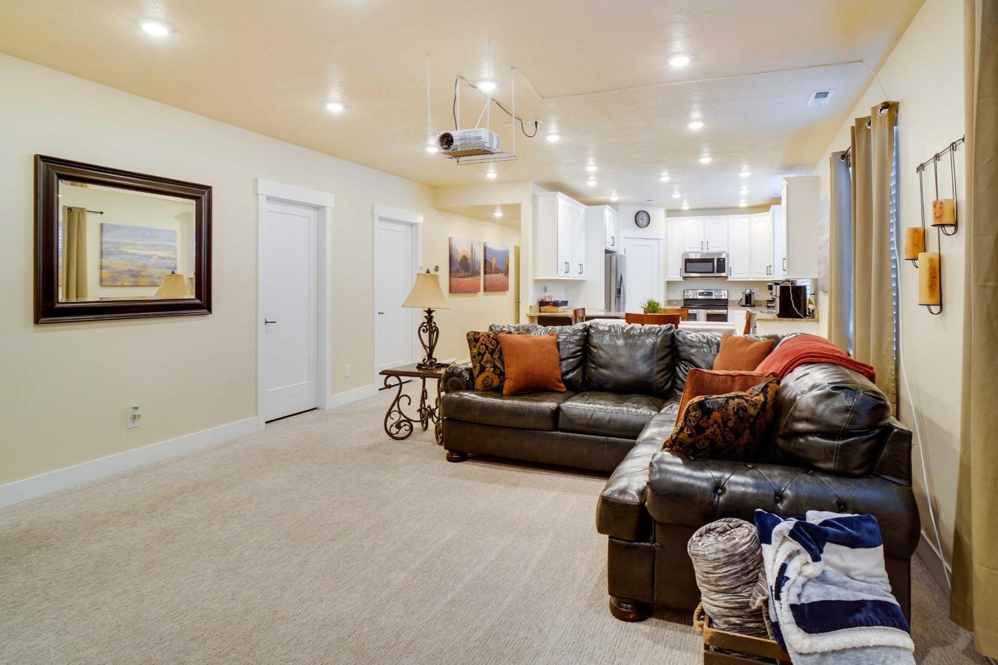Contemporary Home With Grill Near Utah Lake! Saratoga Springs ภายนอก รูปภาพ